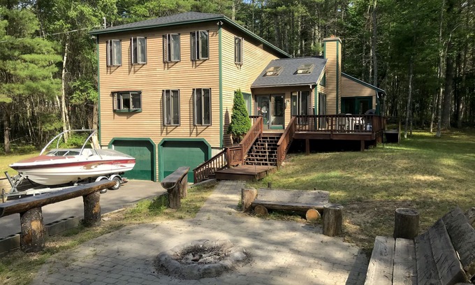Moultonborough House | Rest and relax in a private setting with plenty of space for family and friends