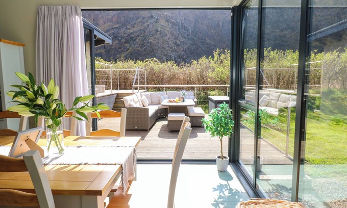 Bamburgh Cottage | Restharrow Lodge