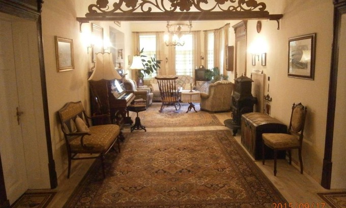 Balchik House | Retro - 19th Century Guest House