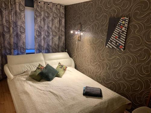 Tartu Apartment | Riia 10, 2-bedroom apartment - 2 big beds 1 extra bed-parking free