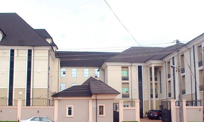 Enugu Hotel | Ritz-Carinton Suites