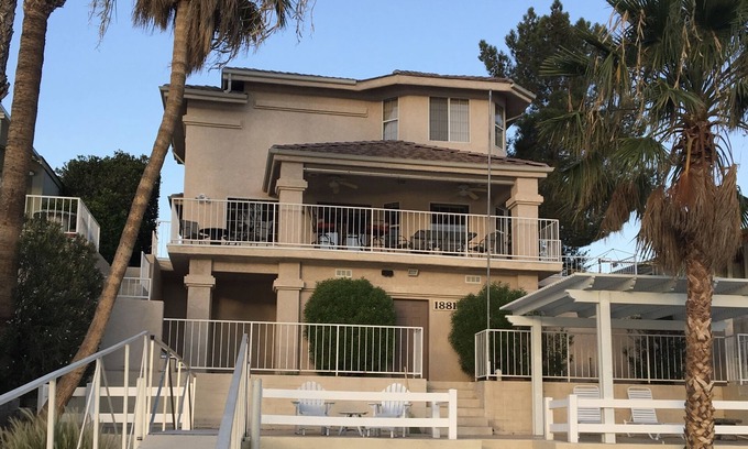 Bullhead City House | Riverfront with private beach and newly refurbished dock