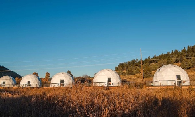 Pagosa Springs Hotel | Riverside Family Dome Glamping | Pagosa Springs | Wolf Creek Ski Access