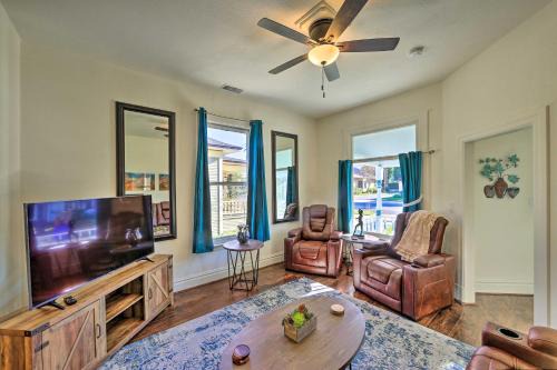 Downtown Riverside House | Riverside House with Yard about 1 Mi to Downtown!