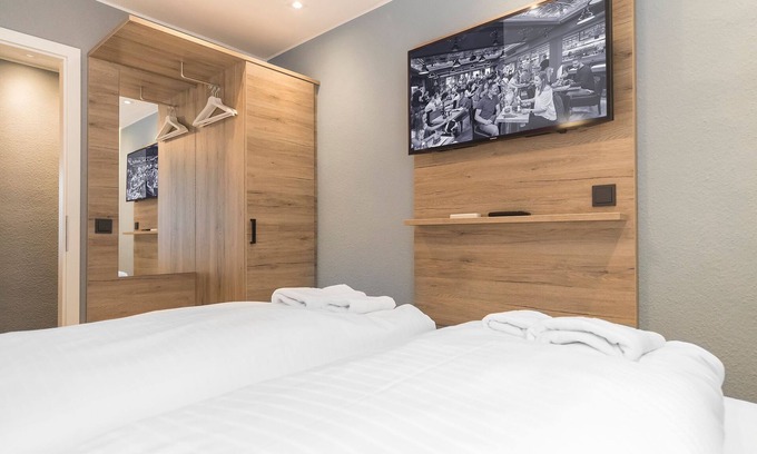 Nuremberg Old Town Apartment | Riverview Apartments by dasPaul