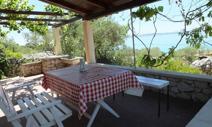 Dobropoljana House | Robinson house by the sea with its own swimming pool