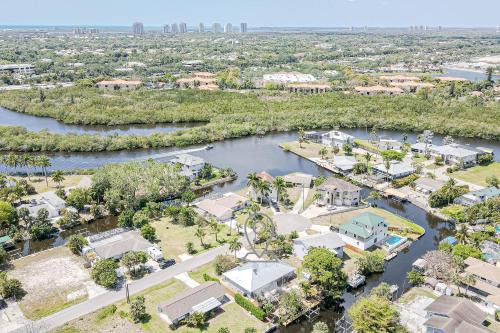 Bonita Springs House | Rock 'N Reel - Riverfront Retreat