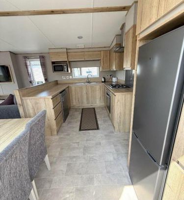 Hamworthy House | Rockley Park - Holiday Accommodation 22180