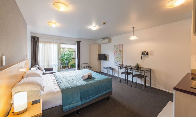 Riccarton Hotel | Roma on Riccarton Motel