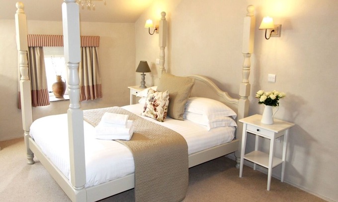 Newton Grange House | Romantic hideaway for 2 in cosy setting with hot tub available…