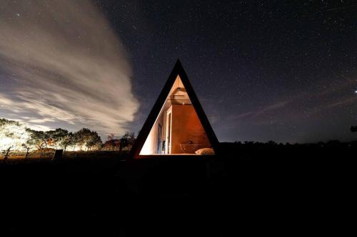 Glenquarry Villa | Romantic luxury tiny home in an idyllic setting