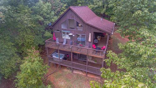 Cleveland House | Romantic Tip Top Hideaway, 10 MINUTE FROM HELEN
