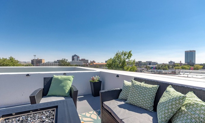 North Park House | Rooftop Patio Downtown