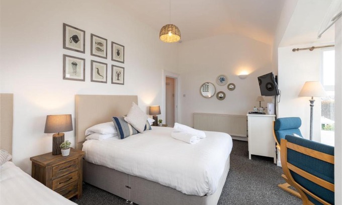 Rhosneigr House | Room 3 - Glan Neigr