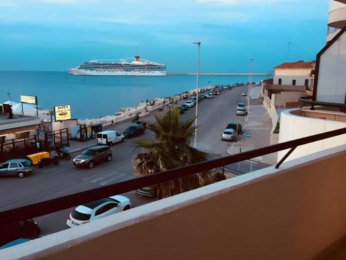 Municipio 3 Apartment | Rosato 14-balcone Sul Mare