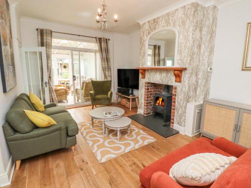 Morpeth House | Rose Briar Cottage