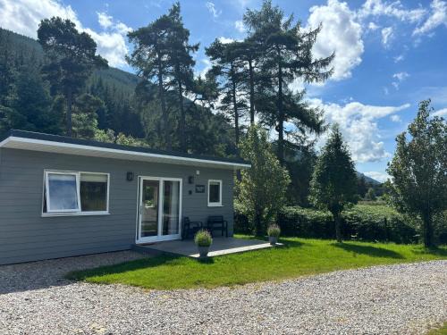 Fort Augustus Ski Chalet | Rowan Bank Retreat