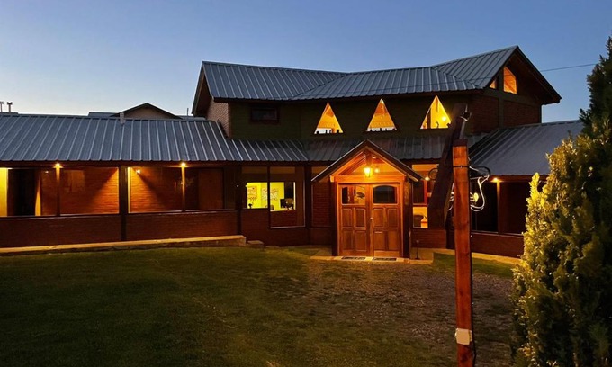 Macrozona Meseta Cerro Calafate Hotel | Ruca Nel
