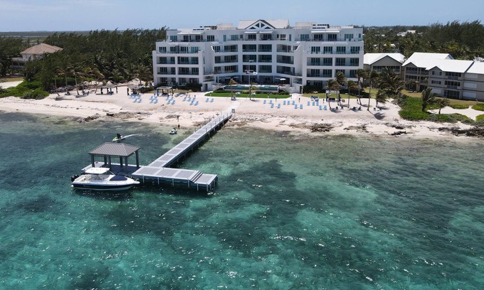 Rum Point Apartment | Rum Point Club Residences