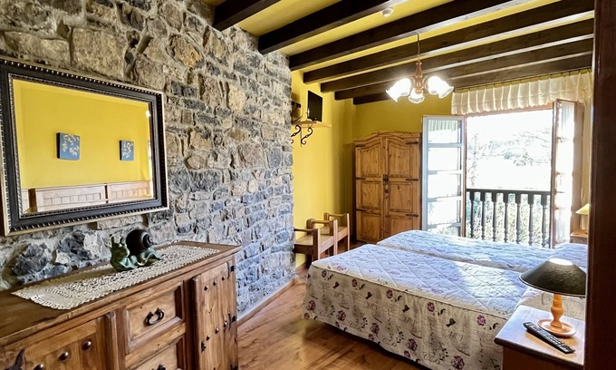 Villaviciosa Cottage | Rural apartment Aptos. turísticos Paseo de la Alameda for 5 people