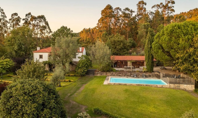 Ponte de Lima Apartment | São Julião Retreat | Pool, Jacuzzi & Garden Escape