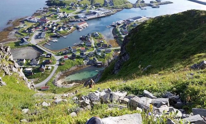 Hasvik Cottage | Sørøya Havfiskecruise AS - Elfridastuat