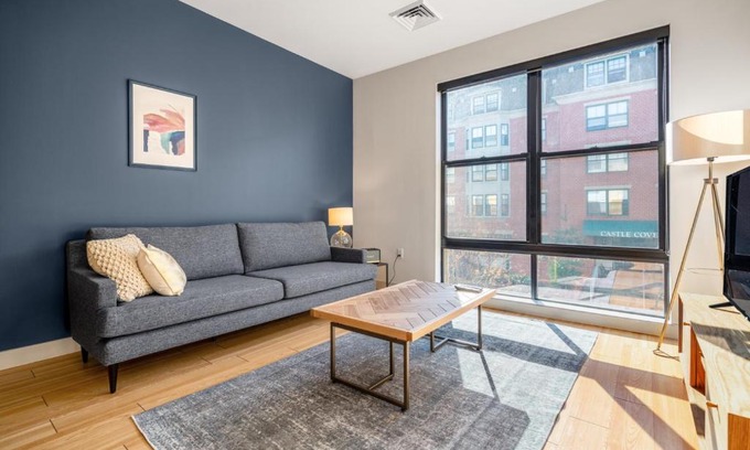 D Street - West Broadway Apartment | S Boston 1BR w Doorman WD nr Seaport BOS-189