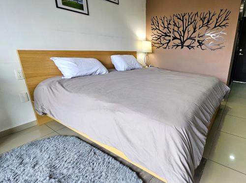 Ciudad Lopez Mateos Apartment | S04 SUITE KING Premium TEC CEM con Cocineta WiFi Balcón Parking Terraza