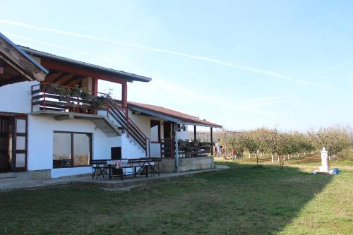 Petrovaradin House | Salaš Belo Brdo