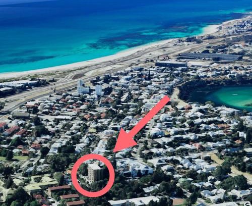 North Fremantle Apartment | Salty Escape at North Freo