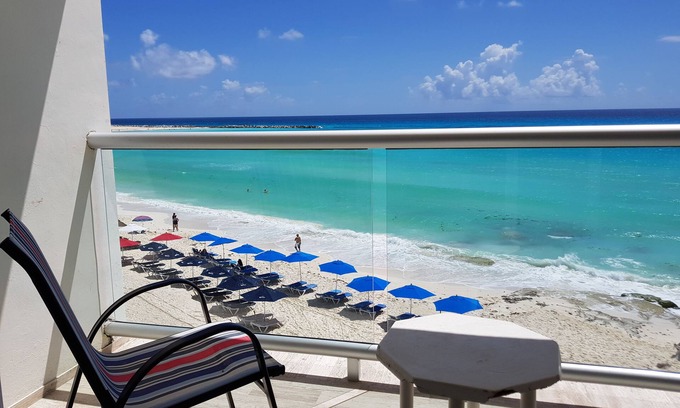 Punta Cancun Hotel | Salvia Cancun Aparts
