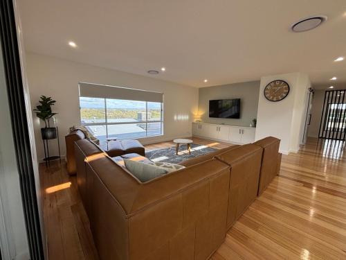 Estella House | Samson Sleeps 10