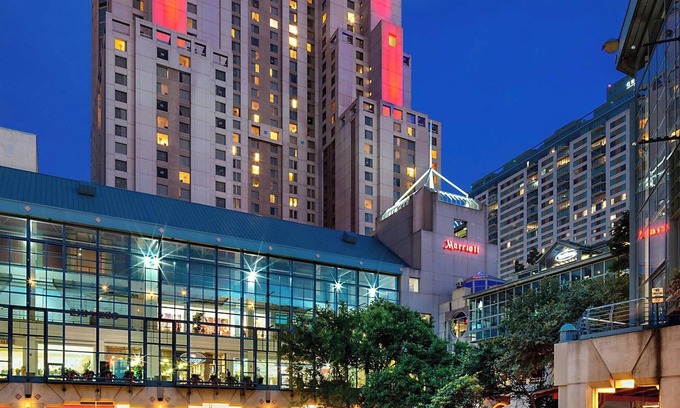 Downtown San Antonio Hotel | San Antonio Marriott Rivercenter on the River Walk