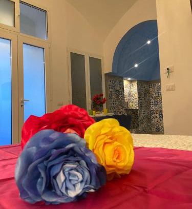 Sorrento Historic Centre House | San Nicola Suite & mini apartment