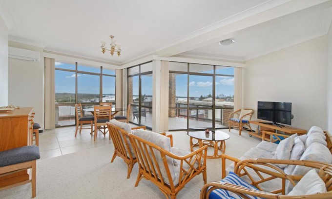 Port Macquarie Apartment | Sandpiper 9 25 Waugh Street