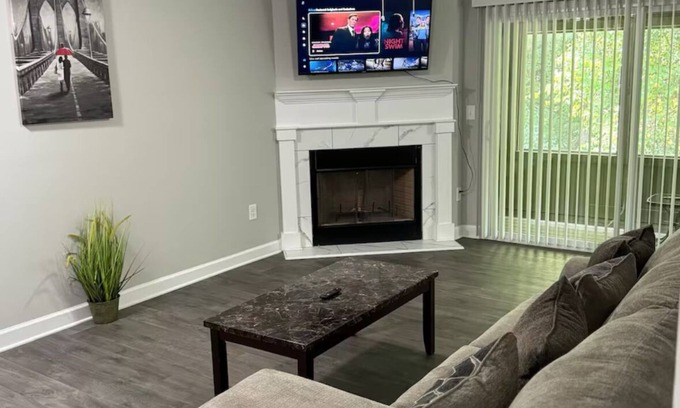 Norcross Condo | Sanitized 1BR Condo Peaceful Stay WiFi Near I-85 Dining 15min to Downtown ATL