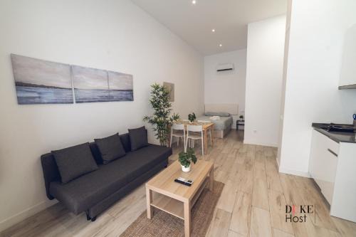 Atocha Apartment | Santa Maria de la cabeza1 Apartments