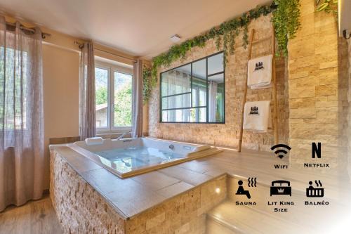 Nantua Apartment | Scandinavian Suite - Private Spa and Sauna