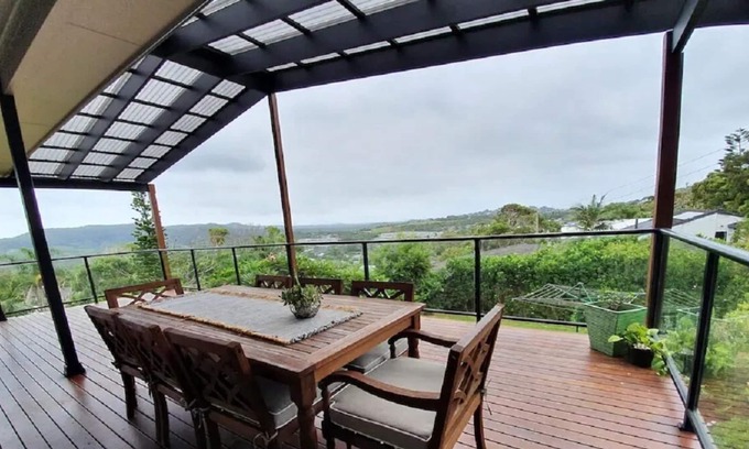 Central Coast House | Scenic Beach House great view 5miniute walk to the beach