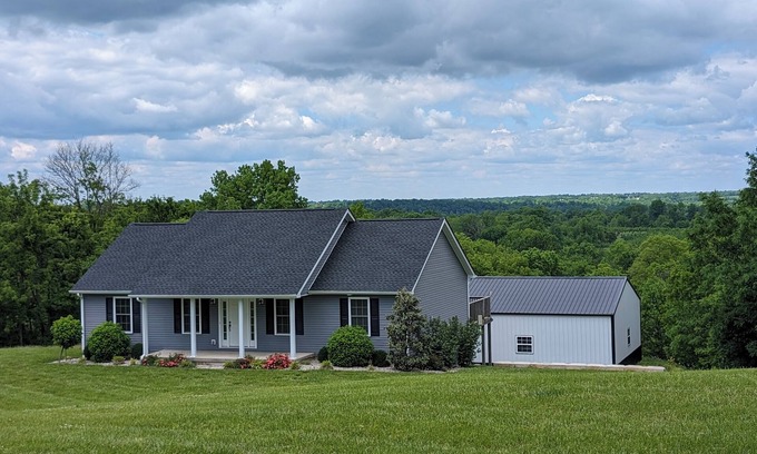 Chaplin House | Scenic Getaway near Bardstown & Bourbon Trail