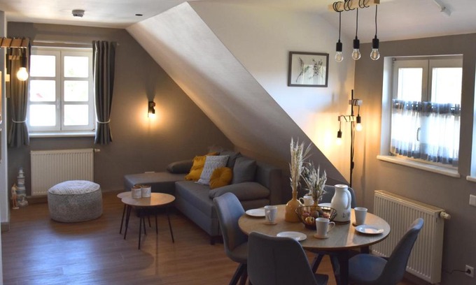 Kreptitz Apartment | Schöne 54qm 2 Zimmer Ferienwohnung 1-4 Personen an der Kreptitzer Heide auf Rügen - Wandern Fahrradfahren und Meer
