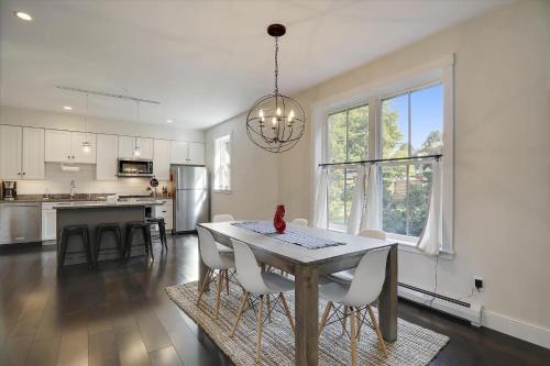 Stowe Area House | Scharkie Ski Haus
