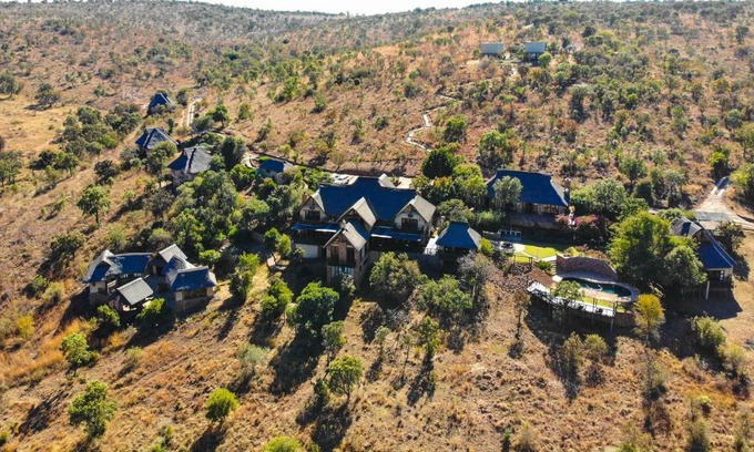 Bela-Bela Cabin | Schrikkloof Private Nature Reserve, home of The Lions Foundation