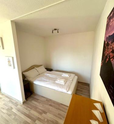 Lebenstedt Apartment | Schubert Apartment