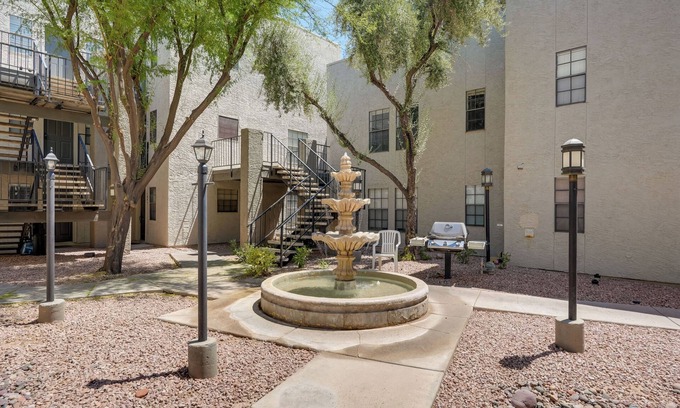 La Casa De Fuente Apartment | Scottsdale Condo ~ 1 Mi to Spring Training!