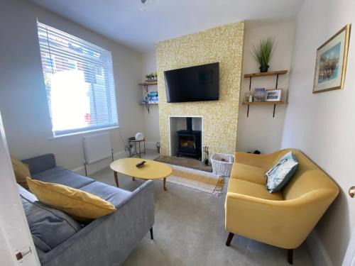 Scarborough House | Sea Biscuit Cottage, Scarborough