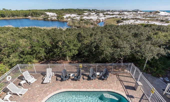 Gulf Trace House | "SeaBatical"~Amazing Gulf, Lake, Park Views~Heated Pool~Gulf Trace~Beach Gear