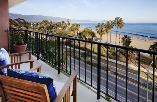 East Mesa Apartment | SeaCliff - Dolphin View by Paradise Retreats