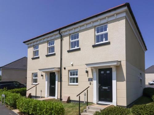 Westleigh House | Seashell Sands