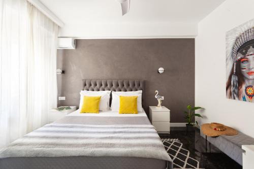 Palaio Faliro Apartment | Seaside Apartment by Flisvos Marina